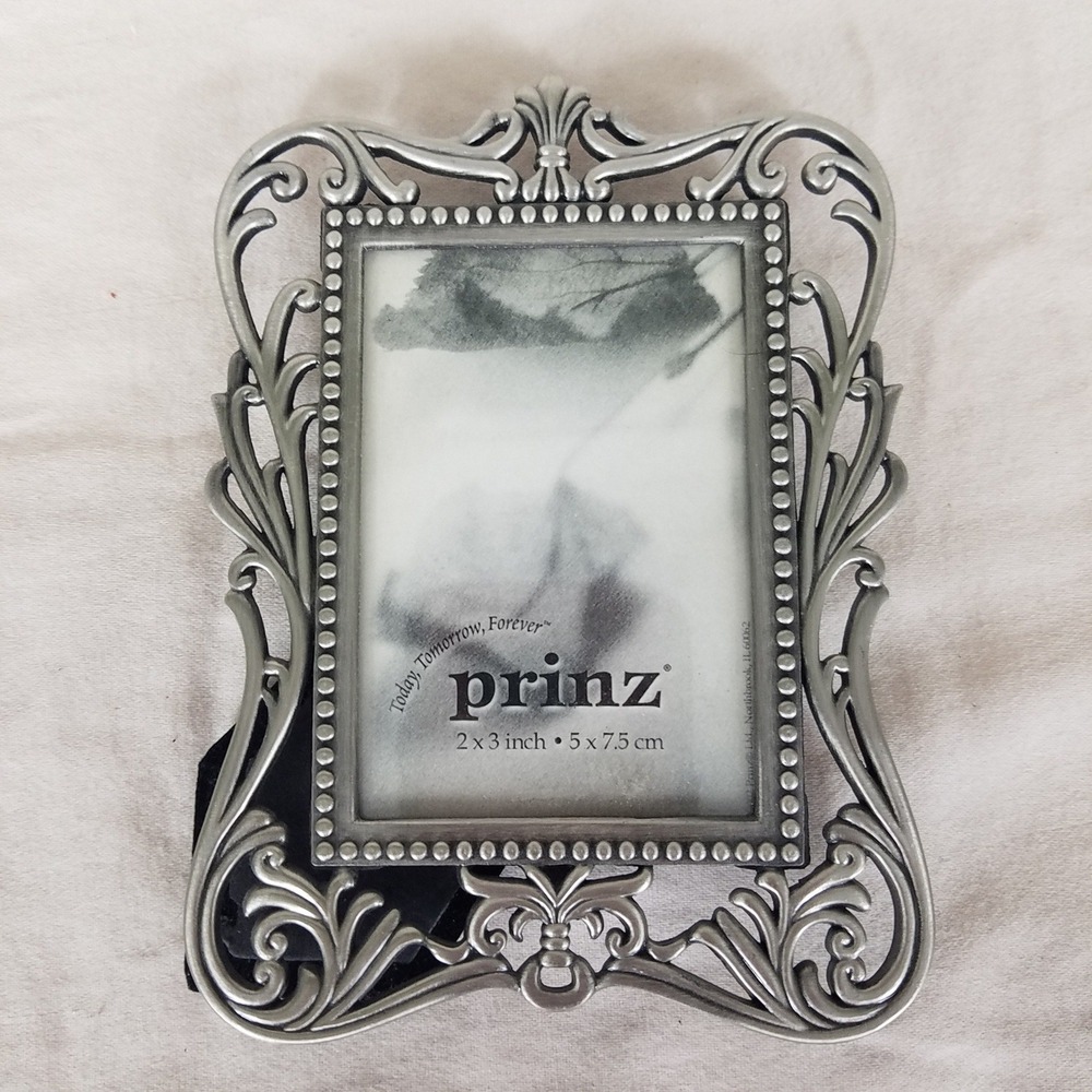 Prinz Picture Frame Unisex 2x3 Silver‎ Excellent Ornate Scroll Metal Beaded